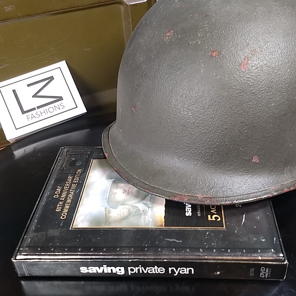 Saving Private Ryan D-Day 60th Anniversary Commemorative Edition DVD box set - Picture 13 of 17